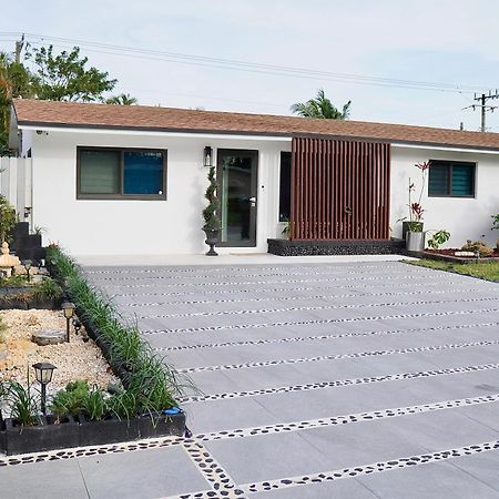 House In デイニア・ビーチ エクステリア 写真